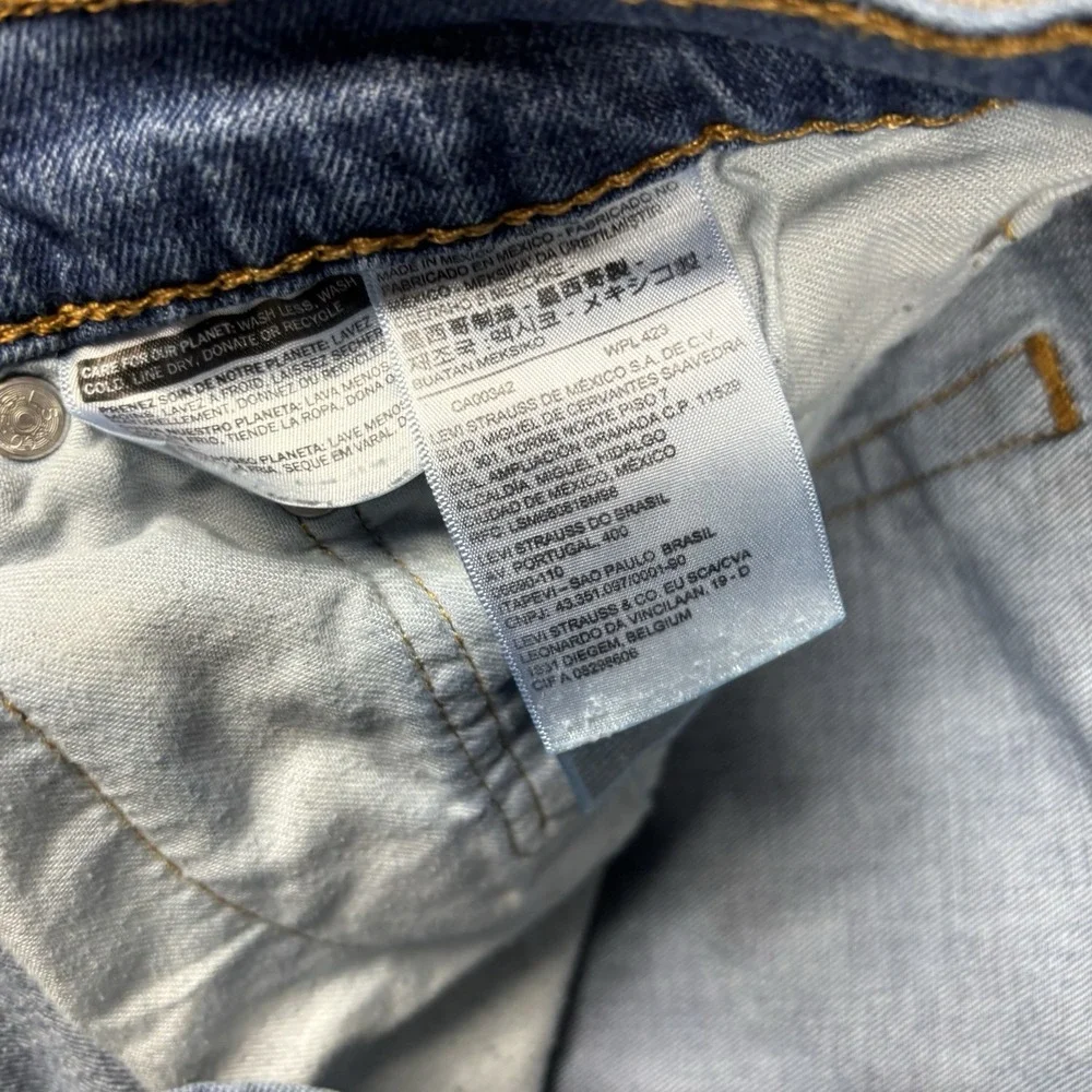 Levis 559 Relaxed Straight Fit Jeans Mens 36x32 Blue Whiskered Faded Denim - Picture 8 of 13